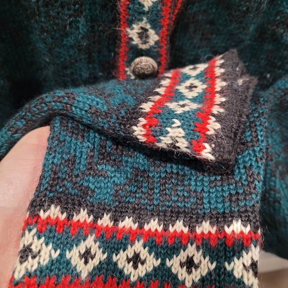Vintage LL BEAN Nordic Fair Isle Button Cardigan Merino Wool Size Large - Picture 4 of 7